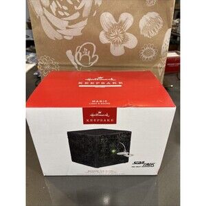 Hallmark Star Trek  Borg Cube 2025 Talking Light Changing New Unopened Box